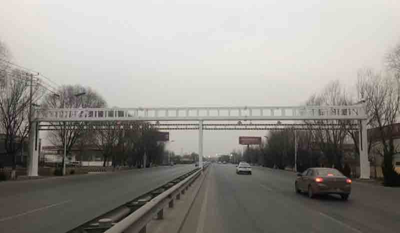 开封公路限高杆